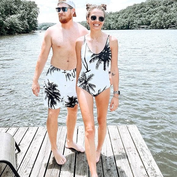 IFFEI One Piece Black/White Graphic Swimsuit  🌴🥥 NEW WITH TAGS! - Picture 1 of 13